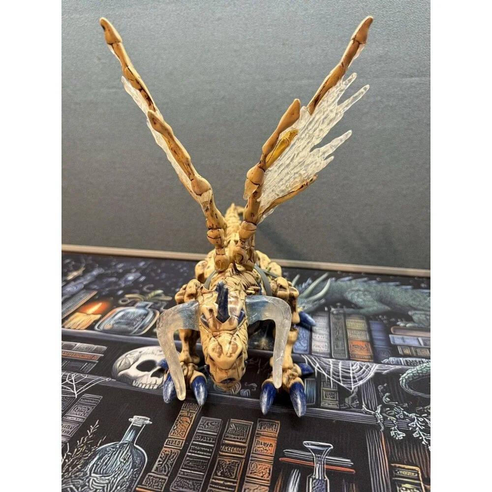 Mega Bloks Fire & Ice Dragons 9879 Vorgan Ice Fang Bone Skeleton Dragon